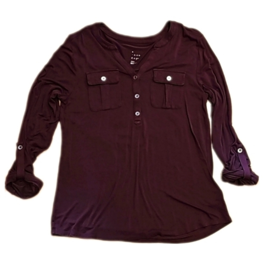 a new day S top button pockets roll up sleeves